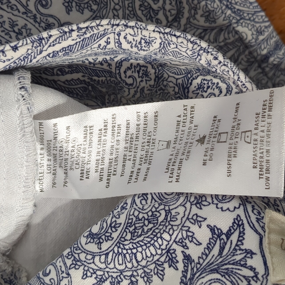 I love Tyler Madison size xs tp pant white and blue 76 %Rayon 21%nylon 3%lycra - Picture 5 of 5
